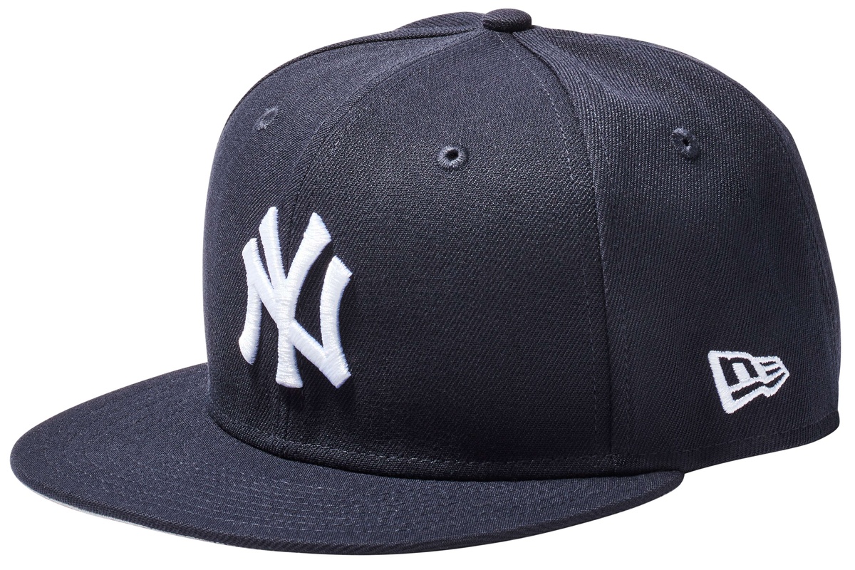 HOV - BLUE of The CAP Book YANKEES FITTED